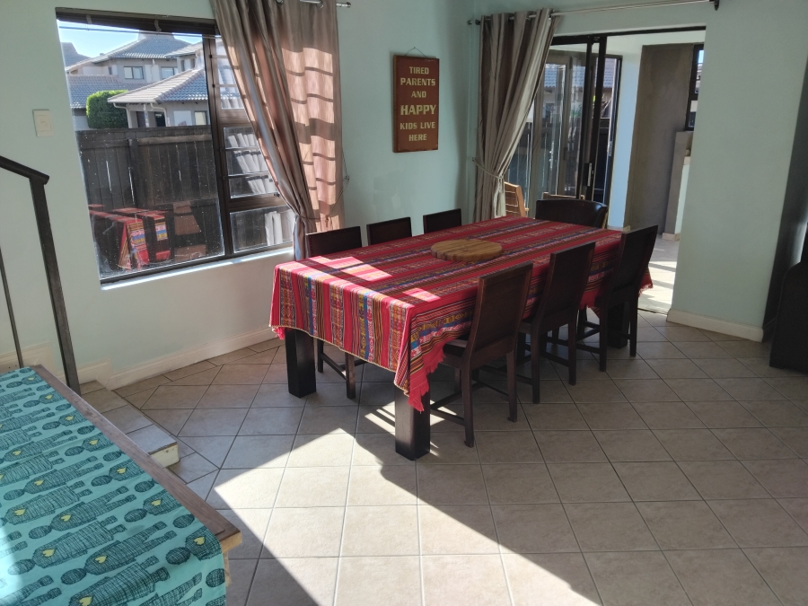 4 Bedroom Property for Sale in Wavecrest Eastern Cape